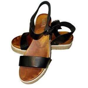 Kasandra Black Platform Espadrille Women's Chunky Sandals by girl Mia Size 9